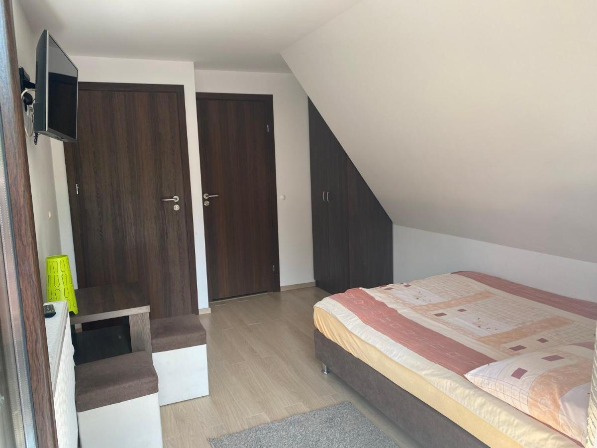 Pokoje Goscinne U Moniki Zakopane Buitenkant foto