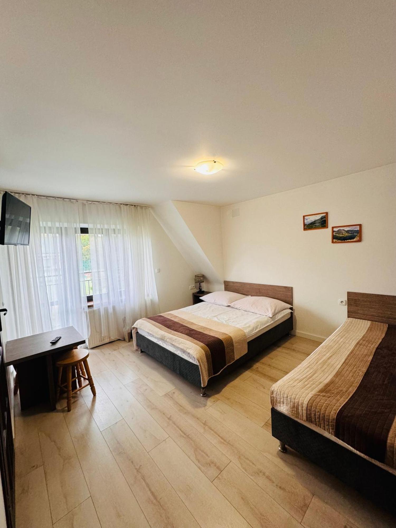 Pokoje Goscinne U Moniki Zakopane Buitenkant foto